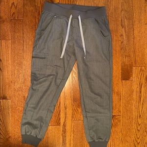 FIGS Zamora Jogger Scrub Pants (Petite Small)